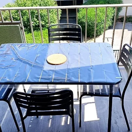 Spacieux T3 Sete, Parking, 10 Min A Pied Gare Et Centre Ville, Wifi, Clim Lägenhet