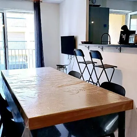 아파트 Spacieux T3 Sete, Parking, 10 Min A Pied Gare Et Centre Ville, Wifi, Clim *