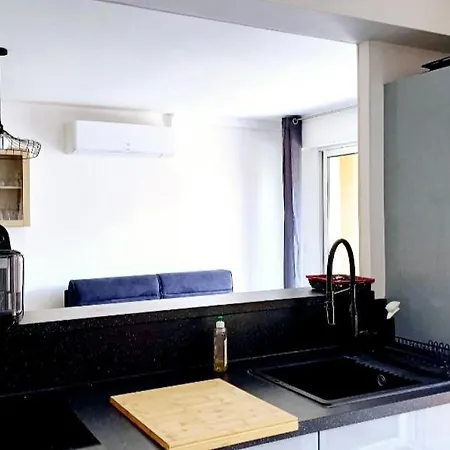 Spacieux T3 Sete, Parking, 10 Min A Pied Gare Et Centre Ville, Wifi, Clim 아파트 세테