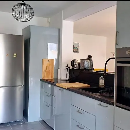 Spacieux T3 Sete, Parking, 10 Min A Pied Gare Et Centre Ville, Wifi, Clim 아파트