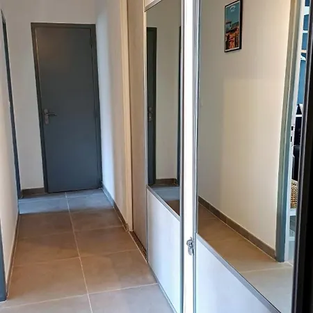 Spacieux T3 Sete, Parking, 10 Min A Pied Gare Et Centre Ville, Wifi, Clim 아파트