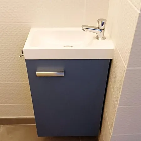 Spacieux T3 Sete, Parking, 10 Min A Pied Gare Et Centre Ville, Wifi, Clim *