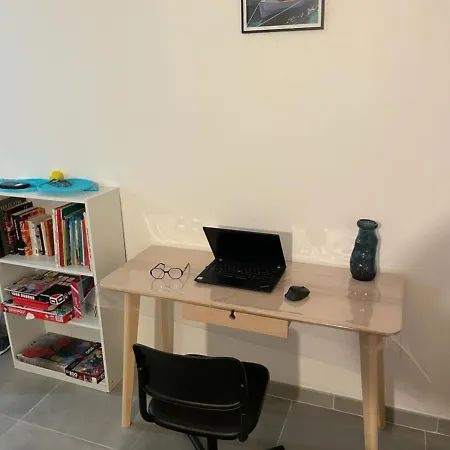 Spacieux T3 Sete, Parking, 10 Min A Pied Gare Et Centre Ville, Wifi, Clim