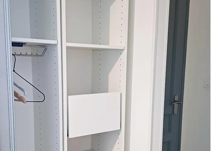 Spacieux T3 Sete, Parking, 10 Min A Pied Gare Et Centre Ville, Wifi, Clim * Sète