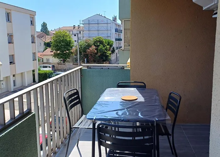 Spacieux T3 Sete, Parking, 10 Min A Pied Gare Et Centre Ville, Wifi, Clim Sète